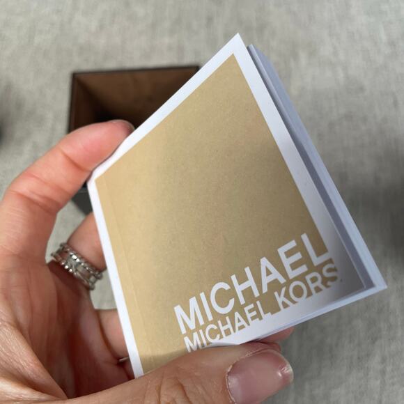 Michael Kors MK8184 Classic Chronograph Black Dial Analog Quartz Men's Watch NEW - Picture 2 of 5